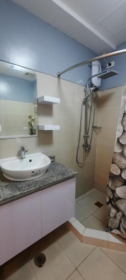 Appartamento Epie'S Pad Tagaytay City Esterno foto